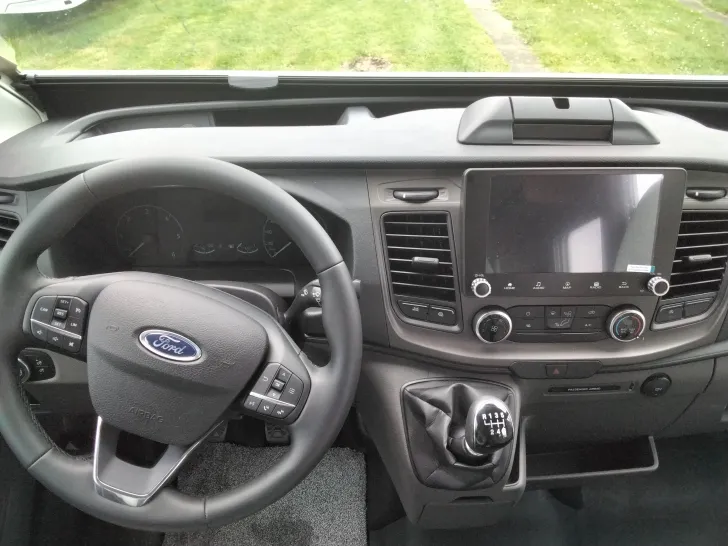 Fahrzeugbild Weinsberg CaraSuite 650 MEG Smart & Media-Paket #9