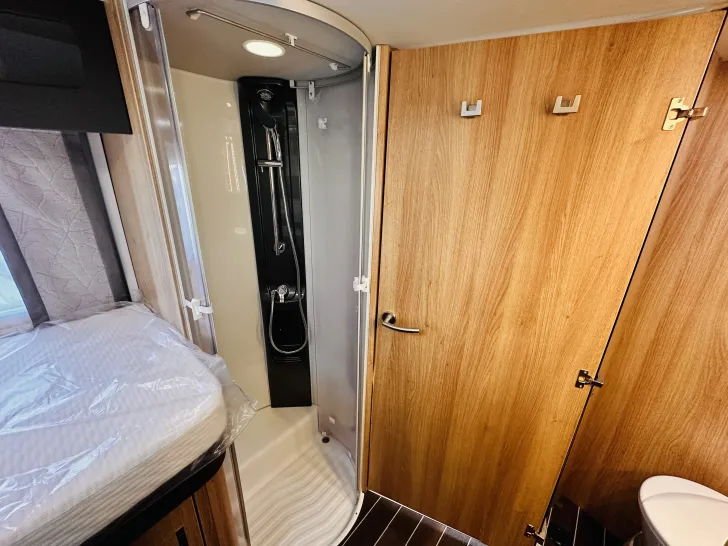 Fahrzeugbild Knaus Sky TI 700 MEG 14.620 € gespart #18