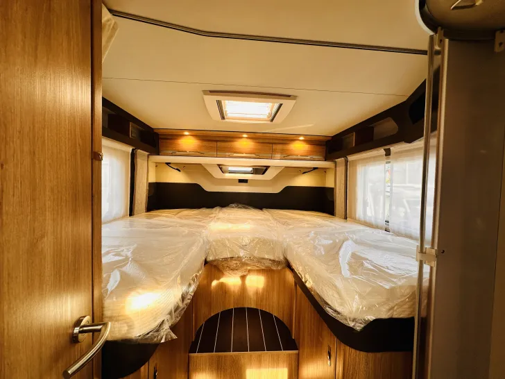 Fahrzeugbild Knaus Sky TI 700 MEG 14.620 € gespart #13