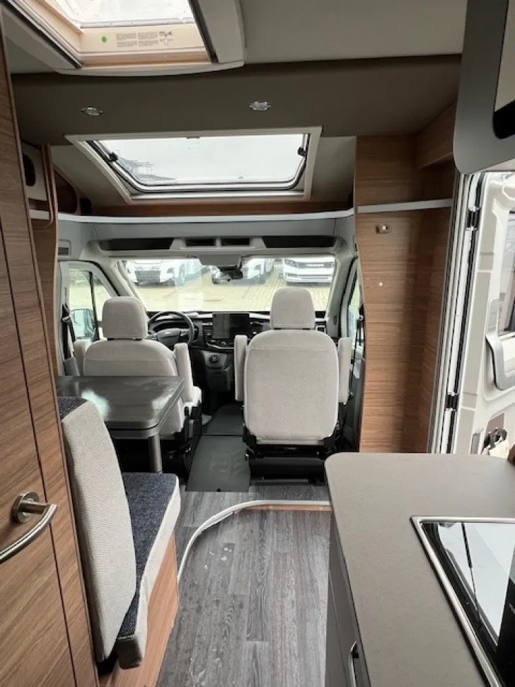Fahrzeugbild Weinsberg CaraLoft 650 MEG #7