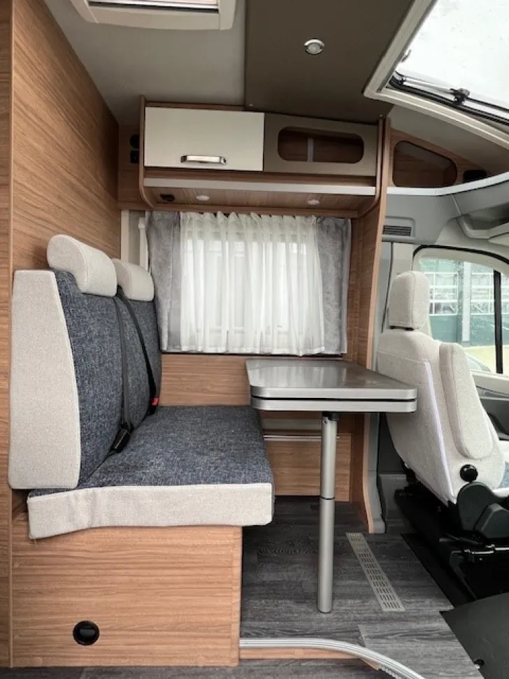 Fahrzeugbild Weinsberg CaraLoft 650 MEG #6