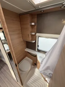 Fahrzeugbild Knaus Südwind 460 EU Black Selection Weiß, MonoControl ThuleMarkise #16