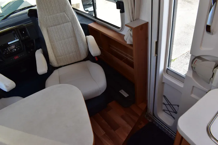 Fahrzeugbild Hymer Exsis-i 504 ALKO, Solar, Sat, 6,20m #8