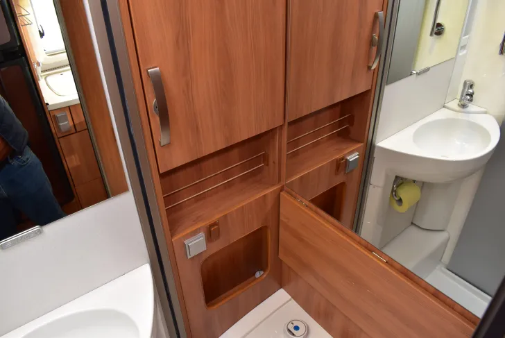 Fahrzeugbild Hymer Exsis-i 504 ALKO, Solar, Sat, 6,20m #18