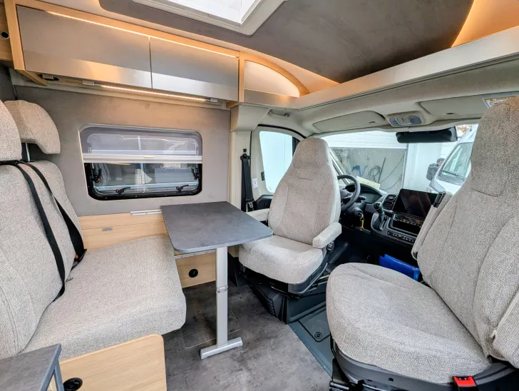 Fahrzeugbild Pössl Trenta 640 Plus MAXI CHASSIS, 140 PSAUTOMATIK #4