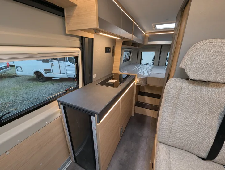 Fahrzeugbild Pössl Trenta 640 Plus MAXI CHASSIS, 140 PSAUTOMATIK #9