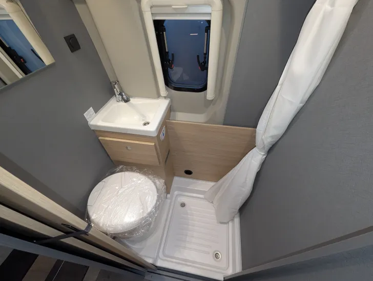 Fahrzeugbild Pössl Trenta 640 Plus MAXI CHASSIS, 140 PSAUTOMATIK #12