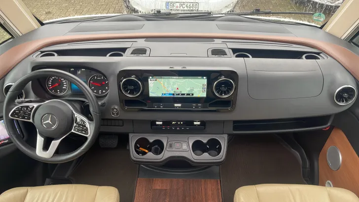 Fahrerhaus Carthago chic c-line I 5.0 QB L *tolles Fahrzeug, reisefertig*