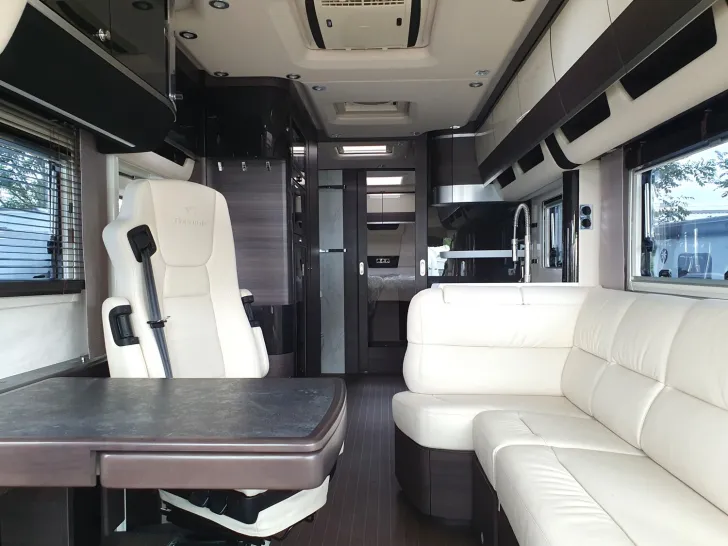 Fahrzeugbild Concorde Charisma 910 LI Bar als 5 Sitzer LP 468.690,00  #7