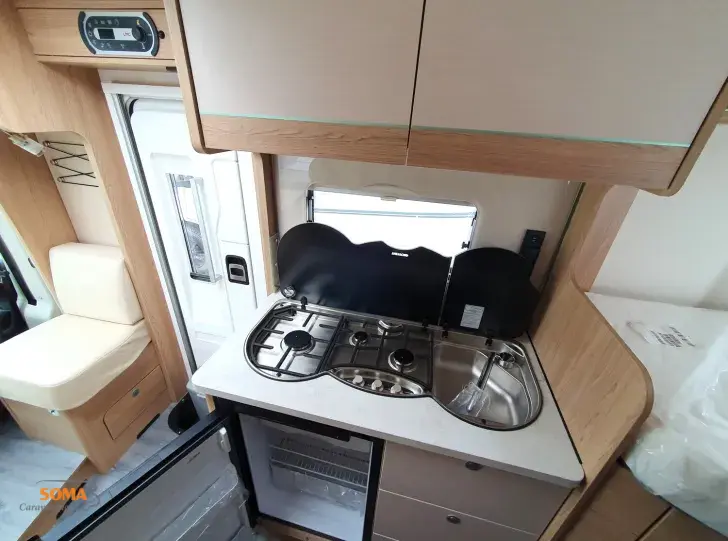 Fahrzeugbild LMC Cruiser 70 V 643 G 70 JAHRE SONDERMODELL ! #17