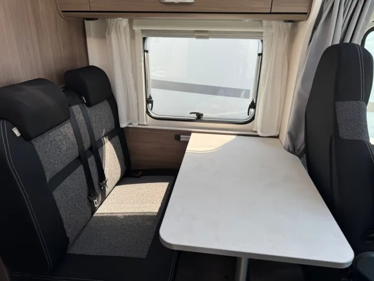 Fahrzeugbild Carado V 337 #19