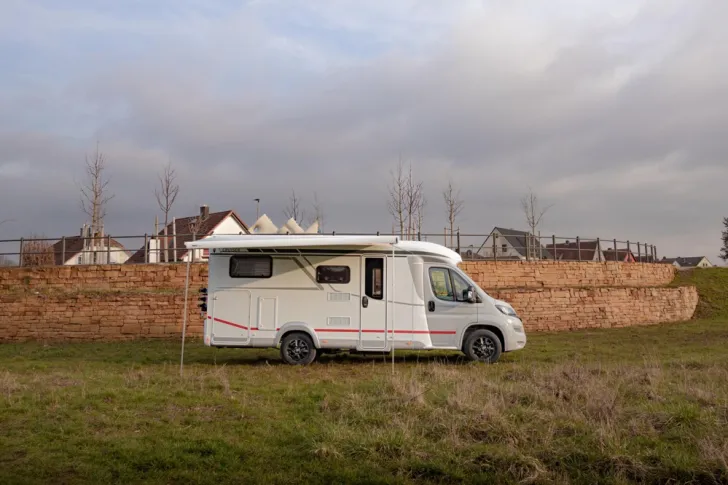 Fahrzeugbild LMC Cruiser V 646 G #12