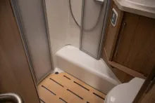 Fahrzeugbild LMC Cruiser V 646 G #19