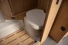 Fahrzeugbild LMC Cruiser V 646 G #20