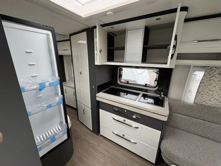 Fahrzeugbild Hobby Excellent 495 WFB #10