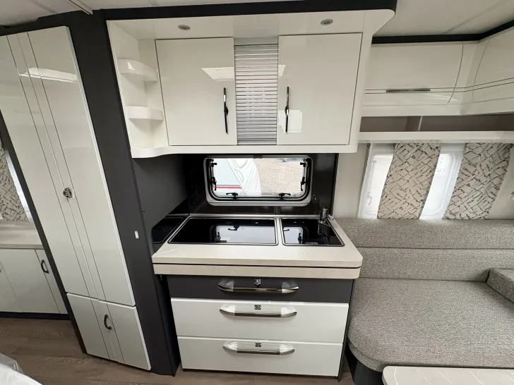 Fahrzeugbild Hobby Excellent 495 WFB #11