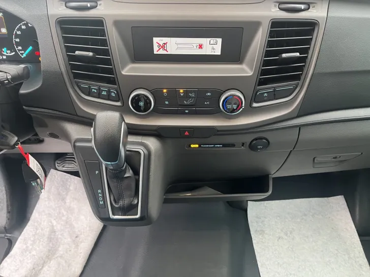Fahrzeugbild Bürstner Lineo C 550 Dieselheizung/Automatik #13