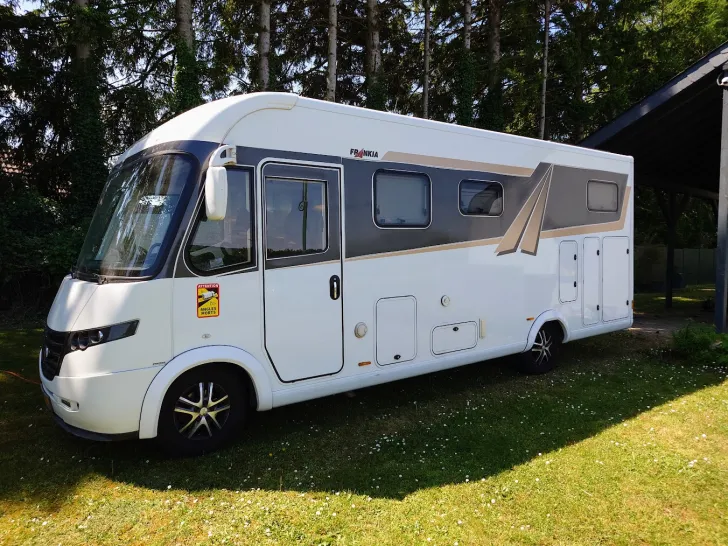 Fahrzeugbild Frankia F-Line I 740 GD #1