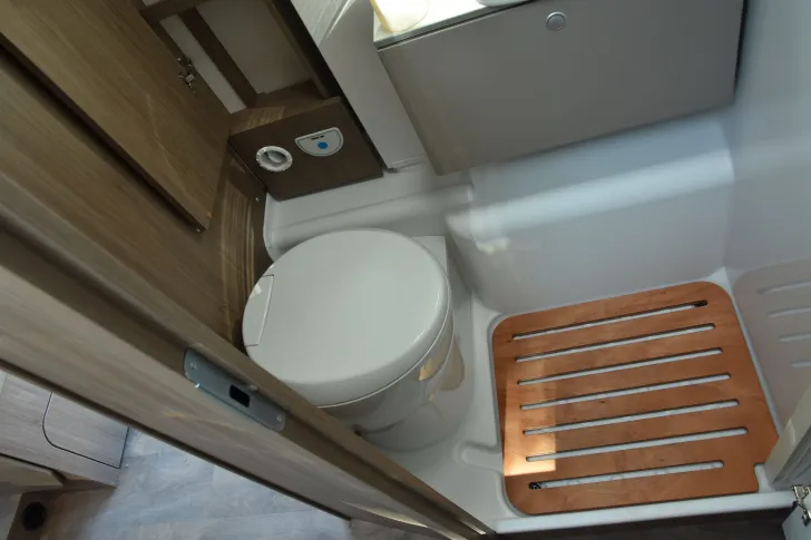 Fahrzeugbild Carado T448 pro+ 180 PS | Automatik | 5. Sitzpl. #22