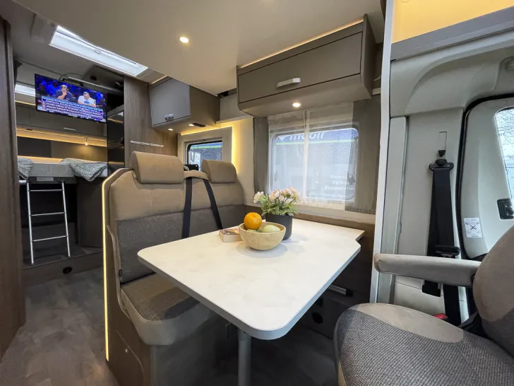 Fahrzeugbild Carado T448 pro+ *Hubbett*Bettenumbau* #12