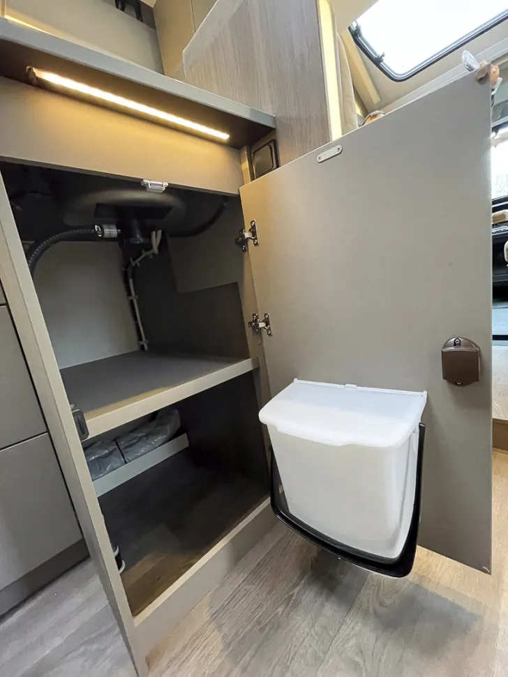 Fahrzeugbild Carado T448 pro+ *Hubbett*Bettenumbau* #23