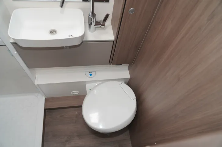 Fahrzeugbild Carado A 361 PRO (60) Navi, RFK, SAT+TV #16