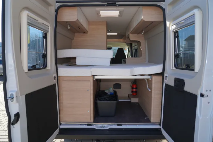 Fahrzeugbild Roadcar R 600 (58) AHK, Navi #4