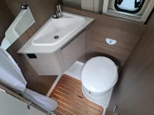 Fahrzeugbild Carado pro CV 602 Automatik, Solar, Rahmenfenster #13