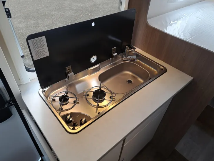 Fahrzeugbild Carado V 347 Pro+ Automatik, Solar, TV-Paket #13