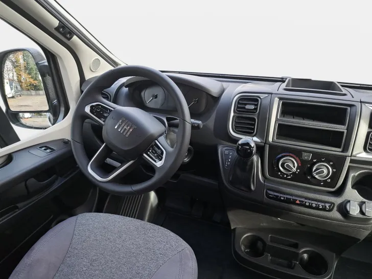 Fahrzeugbild Carado V 347 Pro+ Automatik, Solar, TV-Paket #19