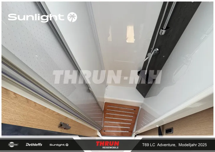 Fahrzeugbild Sunlight Adventure T 69LC Keep on Rolling ! #17