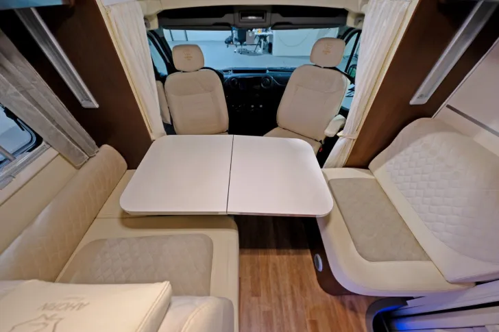 Fahrzeugbild Ahorn Camp Alaska TE Plus/AUTOMATIK/Einzelbetten+Hubbett #7