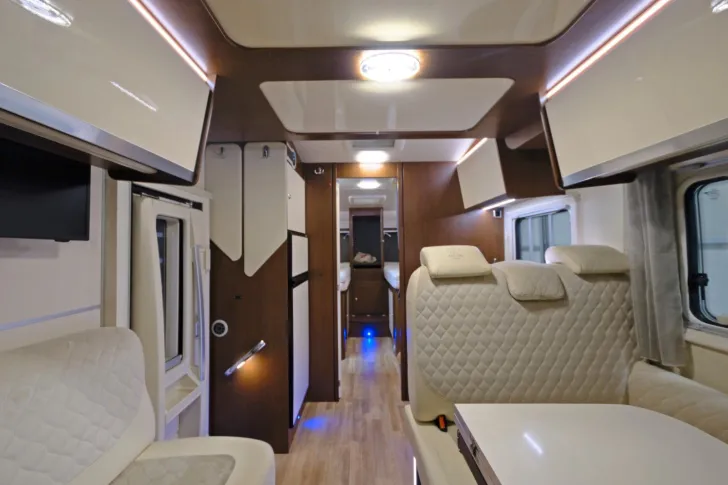 Fahrzeugbild Ahorn Camp Alaska TE Plus/AUTOMATIK/Einzelbetten+Hubbett #9