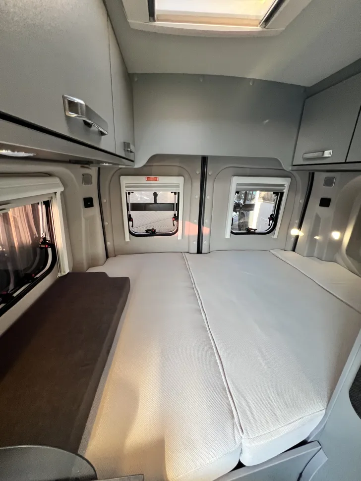 Fahrerhaus Weinsberg CaraTour 550 MQ Ford Automatik Fliegentür