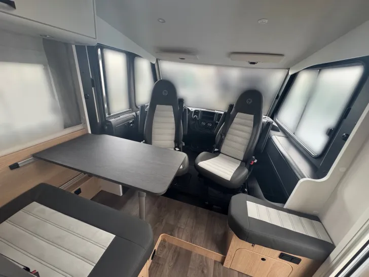 Fahrzeugbild Sunlight I 67S Automatik #8