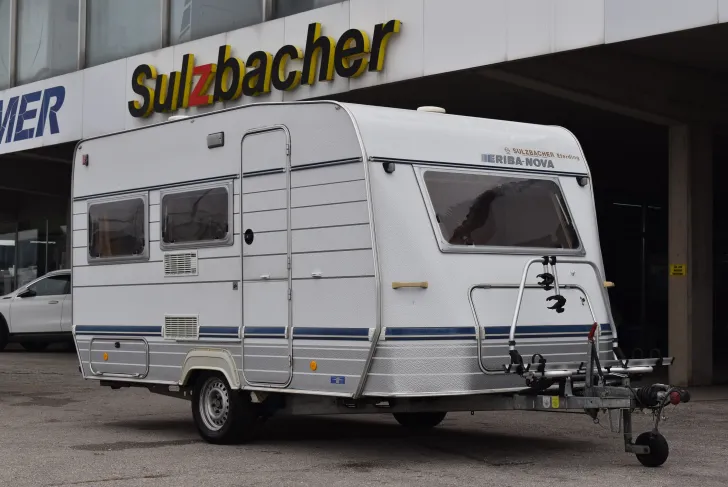 Fahrzeugbild Hymer Eriba Nova 400 Fahrradträger, Vorzelt #1