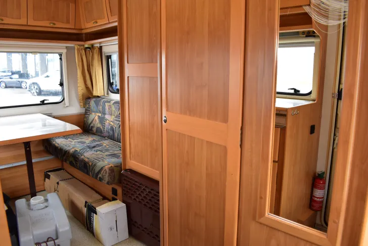 Fahrzeugbild Hymer Eriba Nova 400 Fahrradträger, Vorzelt #4