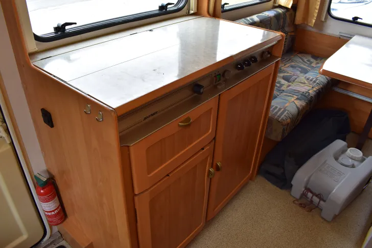 Fahrzeugbild Hymer Eriba Nova 400 Fahrradträger, Vorzelt #5