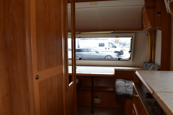 Fahrzeugbild Hymer Eriba Nova 400 Fahrradträger, Vorzelt #9