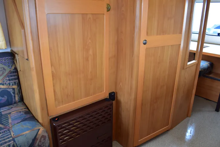 Fahrzeugbild Hymer Eriba Nova 400 Fahrradträger, Vorzelt #10