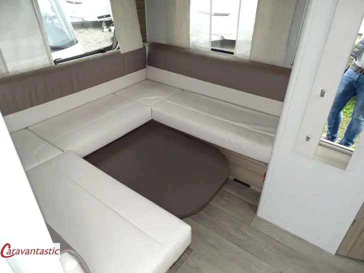 Fahrzeugbild Bürstner AVERSO PLUS 510 TK #8