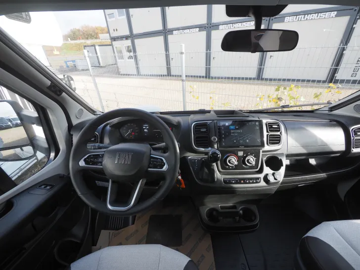 Fahrzeugbild Weinsberg CaraCompact 600 MEG, Klima, Smart TV, Auto. #4