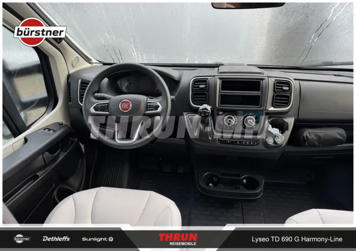 Fahrzeugbild Bürstner Lyseo TD 690 G HARMONY-LINE | AUTOMATIK #6