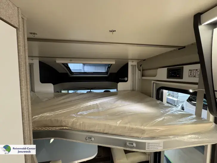 Fahrzeugbild Forster T 699 EB Einzelbetten #10