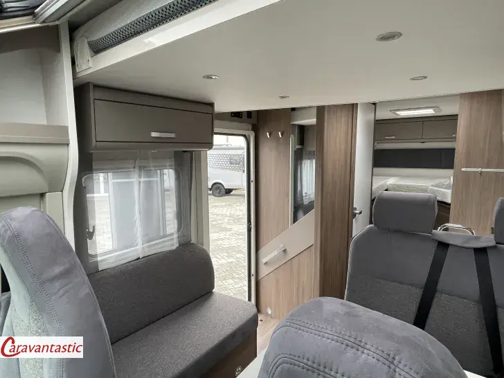 Fahrzeugbild Carado TEILINTEGRIERTE 448 #7