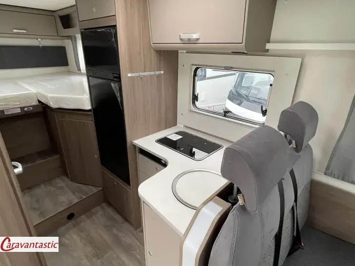 Fahrzeugbild Carado TEILINTEGRIERTE 448 #9