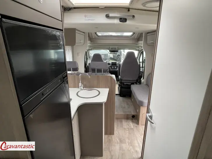 Fahrzeugbild Carado TEILINTEGRIERTE 448 #11