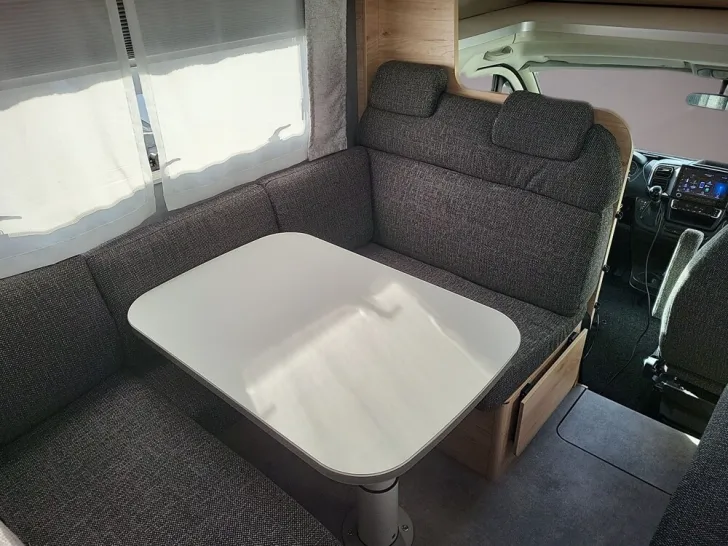 Fahrzeugbild Dethleffs XL Family A 7872-2 Family #11