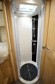 Fahrzeugbild Niesmann + Bischoff Arto 77E Luftfederung/Alde/Solar/Lithium #11