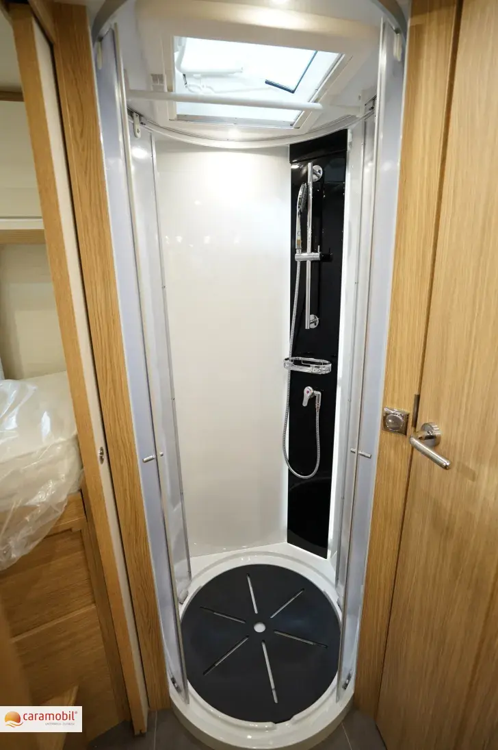 Fahrzeugbild Niesmann + Bischoff Arto 77E Luftfederung/Alde/Solar/Lithium #11